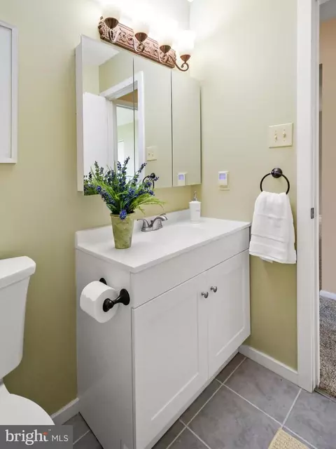 Bath - 5673 Crabapple Dr, Frederick, MD 21703 photo 4 of 7