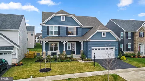 5756 Hawk Ridge Rd, Frederick, MD 21704 photo 2