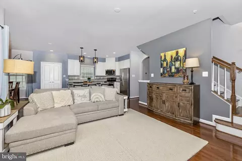 Entry Way - 1912 Regiment Way, Frederick, MD 21702 photo 4 of 4