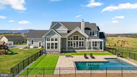 2827 Sumantown Rd, Middletown, MD 21769