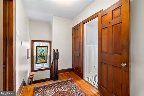 Entry Way - 623 Wilson Pl, Frederick, MD 21702 photo 4 of 5