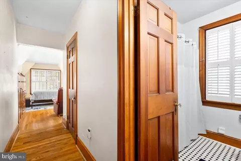 Entry Way - 623 Wilson Pl, Frederick, MD 21702 photo 5 of 5
