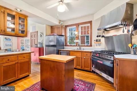 Kitchen - 623 Wilson Pl, Frederick, MD 21702 photo 4 of 6