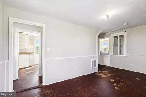 Entry Way - 12446 Renner Rd, Keymar, MD 21757 photo 3 of 9