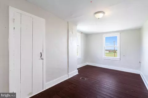 Bedroom - 12446 Renner Rd, Keymar, MD 21757 photo 4 of 6