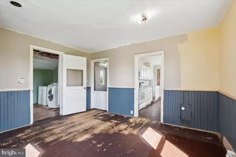 Entry Way - 12446 Renner Rd, Keymar, MD 21757 photo 4 of 9