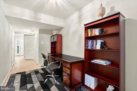 Entry Way - 548 Eisenhower Dr, Frederick, MD 21703 photo 3 of 3