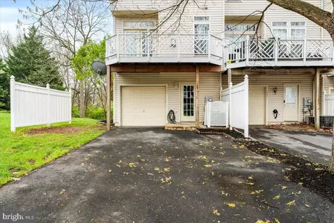 Exterior - 548 Eisenhower Dr, Frederick, MD 21703 photo 2 of 6