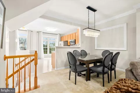 Dining - 548 Eisenhower Dr, Frederick, MD 21703 photo 2 of 2