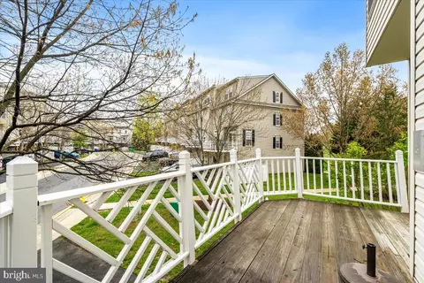 Exterior - 548 Eisenhower Dr, Frederick, MD 21703 photo 3 of 6
