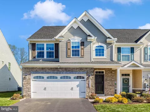 6538 Autumn Olive Dr, Frederick, MD 21703