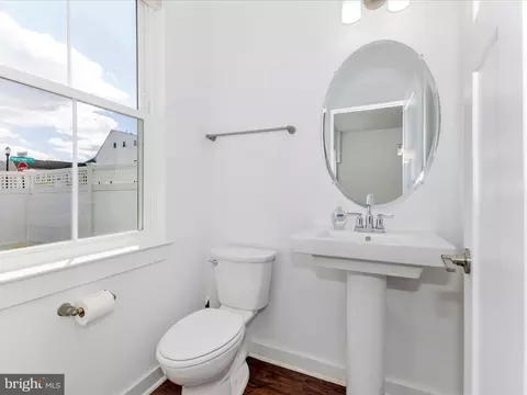 Entry Way - 400 Waverley Dr, Frederick, MD 21702 photo 2 of 5