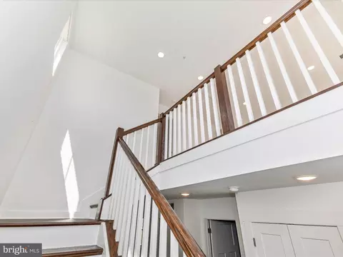 Entry Way - 400 Waverley Dr, Frederick, MD 21702 photo 4 of 5