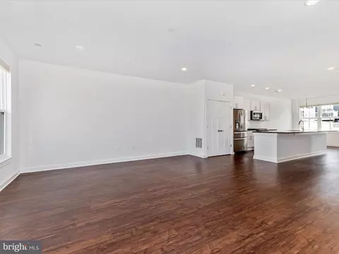 Living - 400 Waverley Dr, Frederick, MD 21702 photo 1 of 8