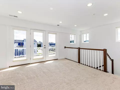 Living - 400 Waverley Dr, Frederick, MD 21702 photo 8 of 8