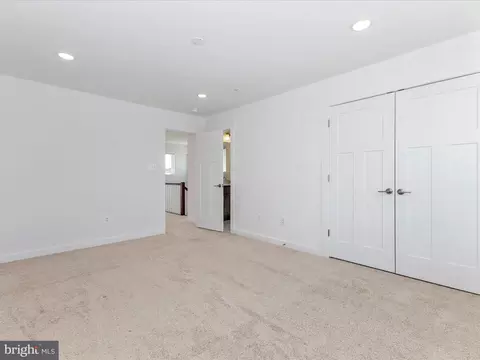 Bedroom - 400 Waverley Dr, Frederick, MD 21702 photo 9 of 10