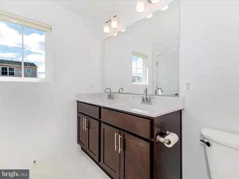 Bath - 400 Waverley Dr, Frederick, MD 21702 photo 5 of 7