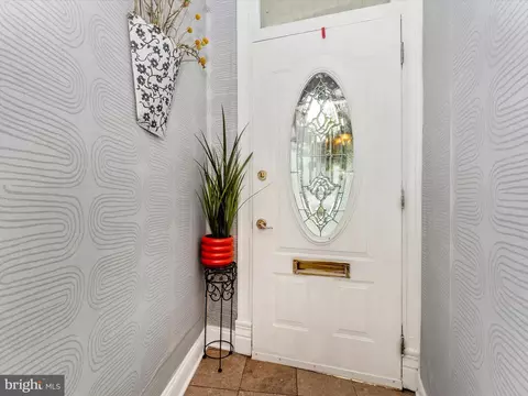 Entry Way - 204 Center St, Frederick, MD 21701 photo 1 of 8
