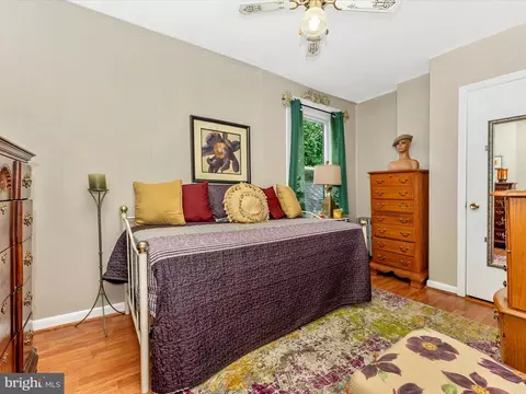 Bedroom - 204 Center St, Frederick, MD 21701 photo 4 of 8