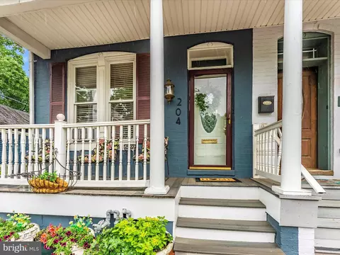 Exterior - 204 Center St, Frederick, MD 21701 photo 2 of 12