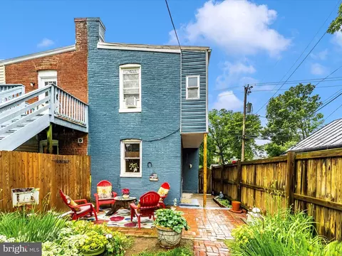 Exterior - 204 Center St, Frederick, MD 21701 photo 3 of 12