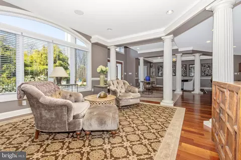 Living - 4083 Reels Mill Rd, Frederick, MD 21704 photo 2 of 5