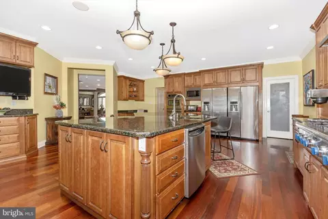 Kitchen - 4083 Reels Mill Rd, Frederick, MD 21704 photo 6 of 8