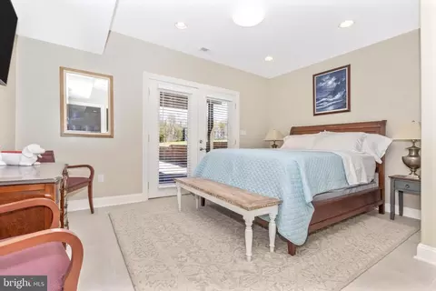 Bedroom - 4083 Reels Mill Rd, Frederick, MD 21704 photo 7 of 8