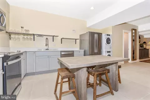Kitchen - 4083 Reels Mill Rd, Frederick, MD 21704 photo 8 of 8