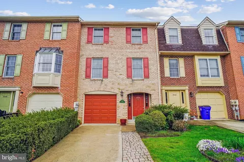 8020 Hollow Reed Ct, Frederick, MD 21701