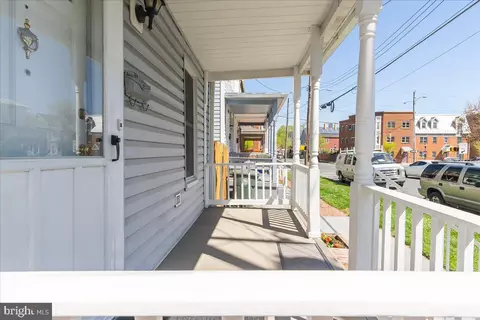 Exterior - 207 Maple Ave, Frederick, MD 21701 photo 8 of 8