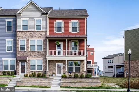 3313 Stone Barn Dr, Frederick, MD 21704