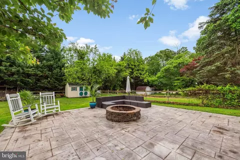 Exterior - 5939 Meadow Rd, Frederick, MD 21701 photo 9 of 12