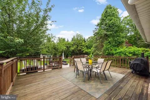 Exterior - 5939 Meadow Rd, Frederick, MD 21701 photo 7 of 12