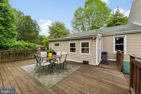 Exterior - 5939 Meadow Rd, Frederick, MD 21701 photo 6 of 12