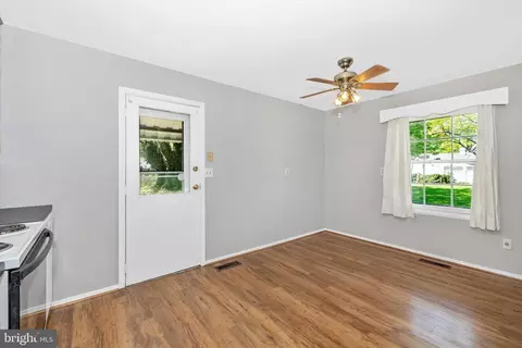 304 Canberra Ct, Frederick, MD 21701 photo 12