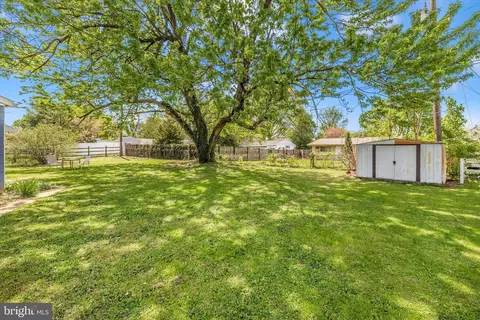 304 Canberra Ct, Frederick, MD 21701 photo 24