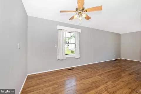 304 Canberra Ct, Frederick, MD 21701 photo 8