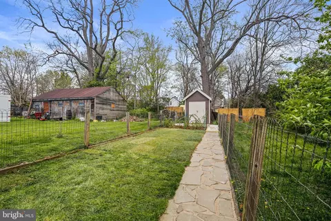 Exterior - 117 E 5th St, Frederick, MD 21701 photo 7 of 9