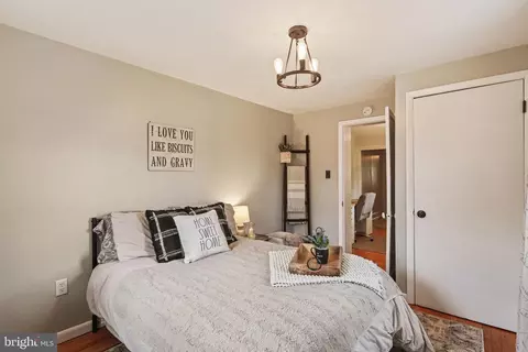Bedroom - 117 E 5th St, Frederick, MD 21701 photo 5 of 7