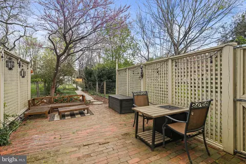 Exterior - 117 E 5th St, Frederick, MD 21701 photo 5 of 9
