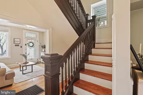 Entry Way - 117 E 5th St, Frederick, MD 21701 photo 1 of 2