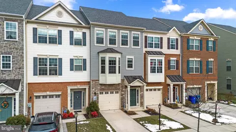 8460 Hedwig Ln, Frederick, MD 21704