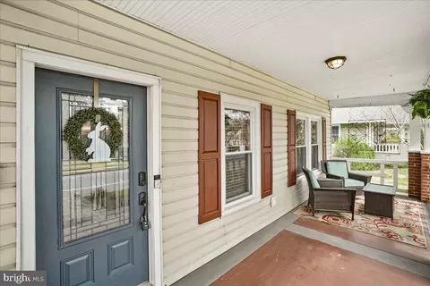 Exterior - 403 Wilson Pl, Frederick, MD 21702 photo 3 of 16