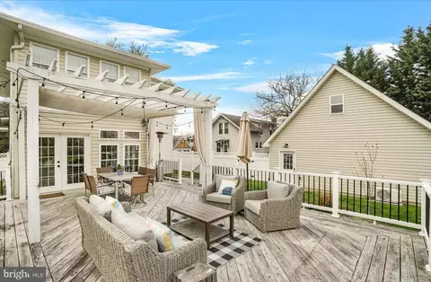 Exterior - 403 Wilson Pl, Frederick, MD 21702 photo 7 of 16