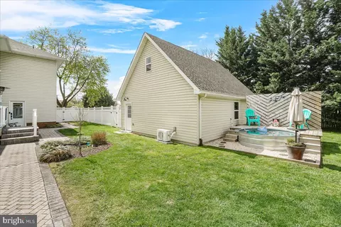 Exterior - 403 Wilson Pl, Frederick, MD 21702 photo 10 of 16