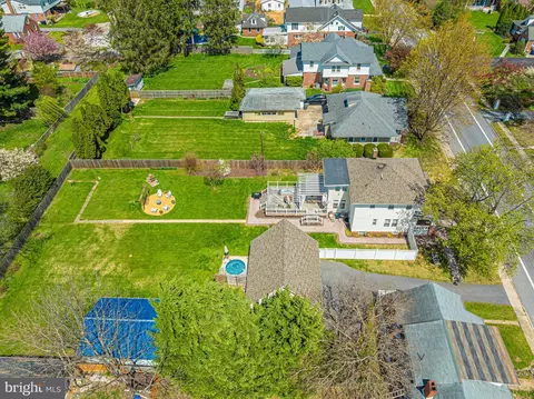 View/Area - 403 Wilson Pl, Frederick, MD 21702 photo 8 of 9