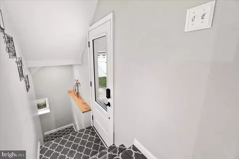 Entry Way - 403 Wilson Pl, Frederick, MD 21702 photo 3 of 5