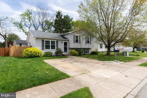 218 Lake Coventry Dr, Frederick, MD 21702