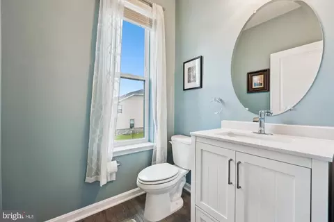 Entry Way - 853 Amity St, Frederick, MD 21701 photo 4 of 8
